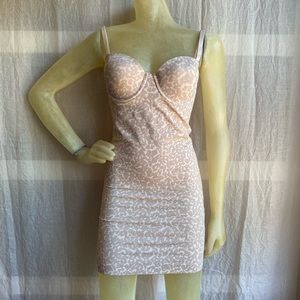 Leopard print shapewear